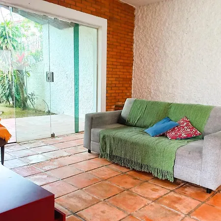 Casa Jardim com 5 quartos em Ubatuba-2